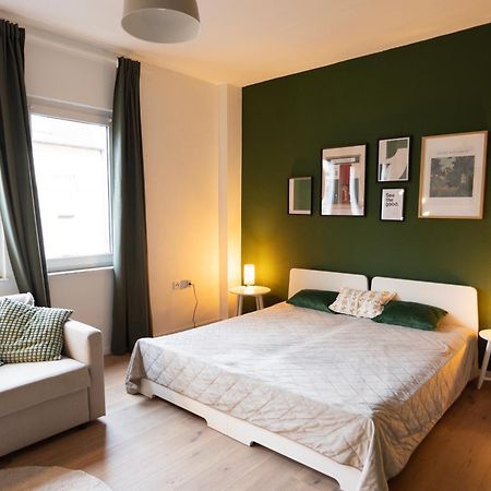 Big Apartment With Parking, 30 Min To Duesseldorf Duisburg Exterior photo