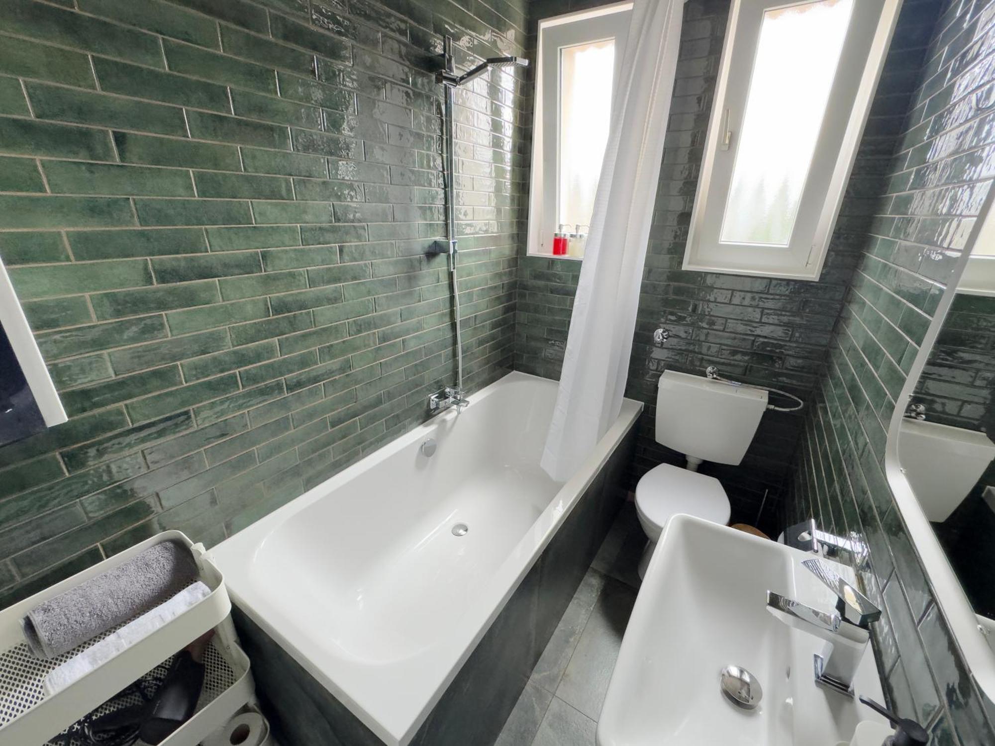Big Apartment With Parking, 30 Min To Duesseldorf Duisburg Exterior photo